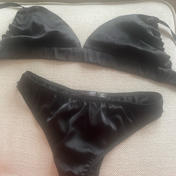 FINAL SALE - La Musa lingerie set - Picture 7 of 10